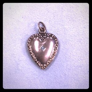9k Yellow Gold Heart Pendant/Charm